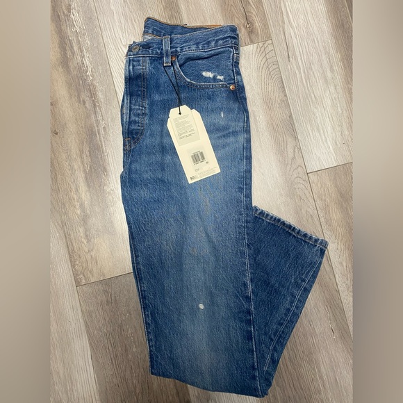 Levi’s Original 501 Jeans (NWT) - Picture 3 of 5